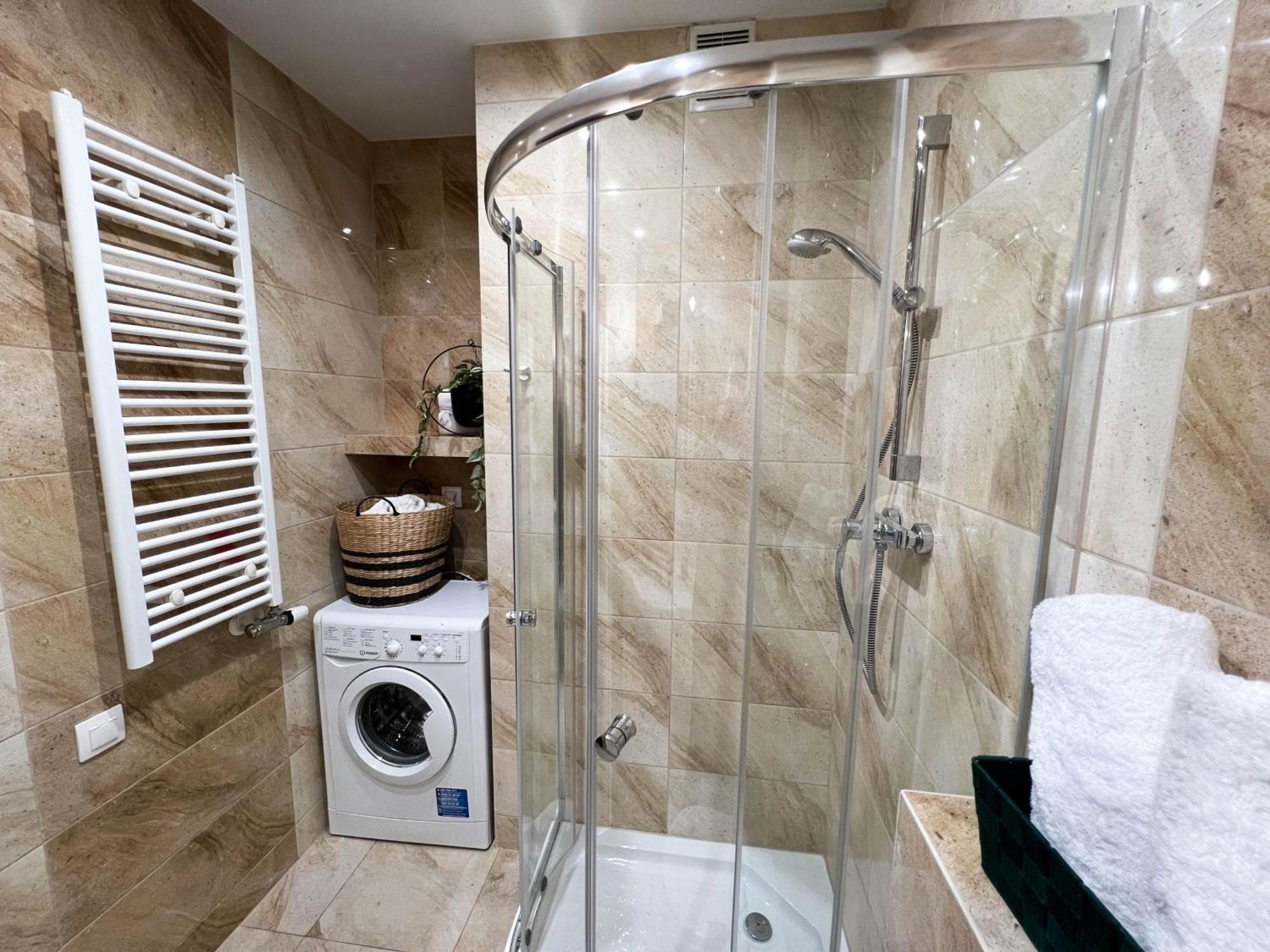 3D Szlak 77 Apartament Kraków Exteriör bild