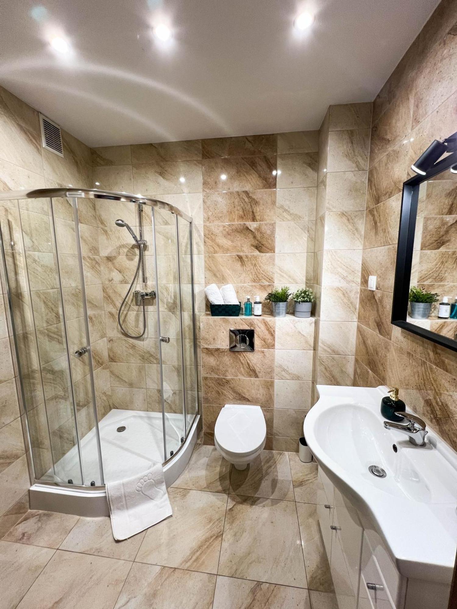 3D Szlak 77 Apartament Kraków Exteriör bild