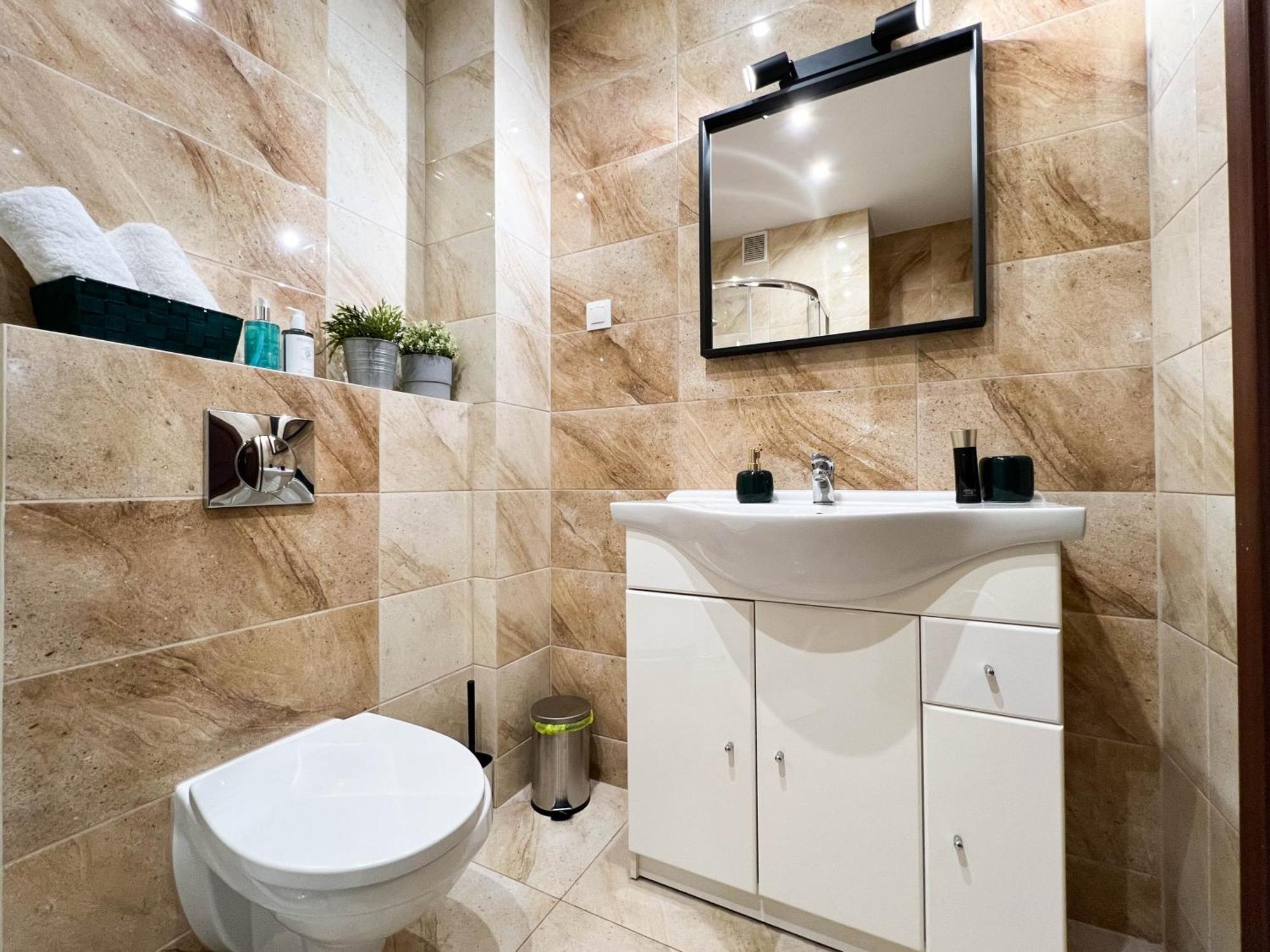 3D Szlak 77 Apartament Kraków Exteriör bild