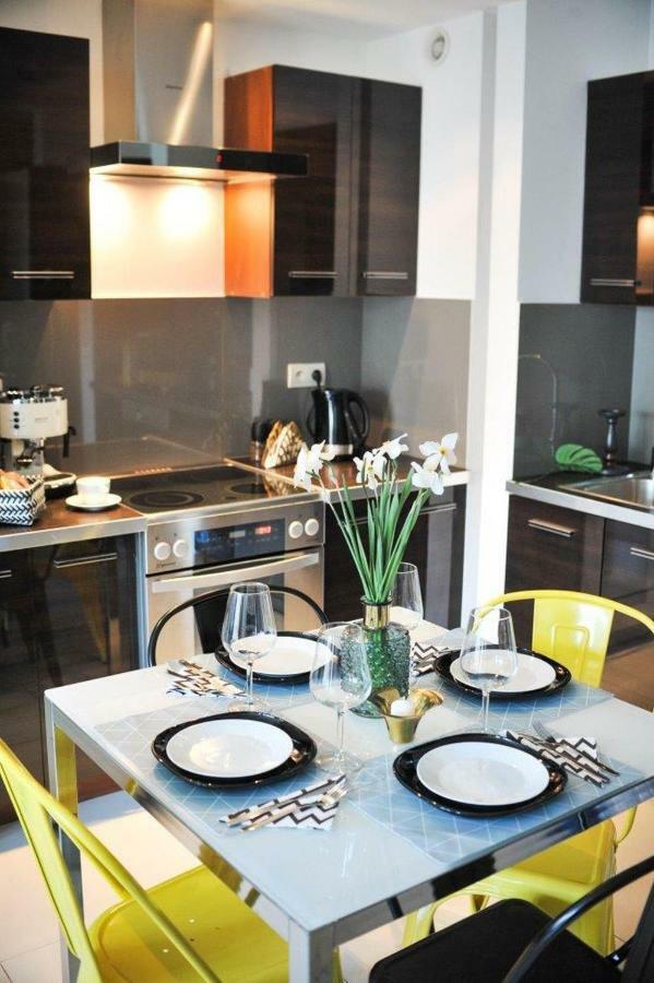 3D Szlak 77 Apartament Kraków Exteriör bild